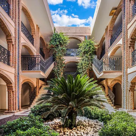 Kairaba Imperial ホテル *