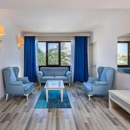 Kairaba Imperial ホテル *